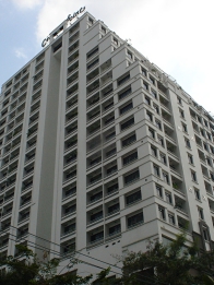 Centre Oint Langsuan