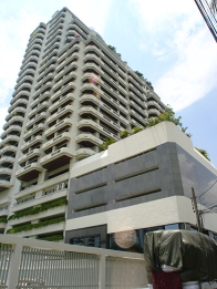 Centre Point Sukhumvit Soi10