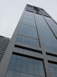 Column Residence　（コラム　レジデンス）