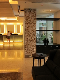 Adelphi Suites Hotel Sukhumvit Soi41