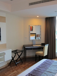 Adelphi Suites Hotel Sukhumvit Soi41