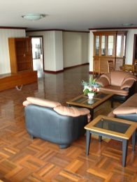The Habitat Condo Sukhumvit Soi53